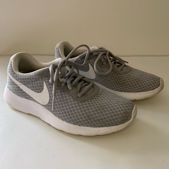 Nike Shoes - Nike Tanjun Grey / White Sneakers, W7